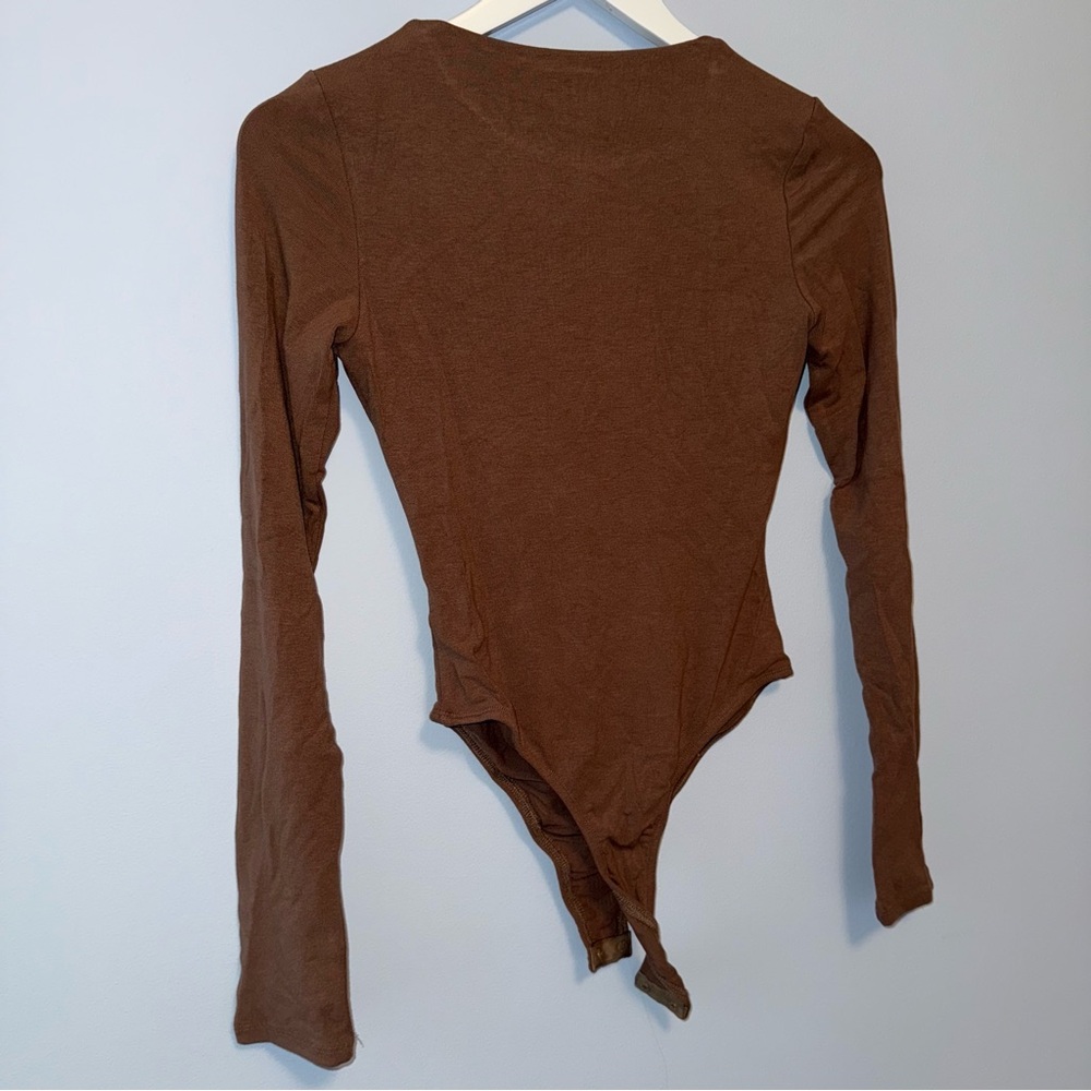 White Fox The Comeback Long Sleeve Bodysuit (Mocha) - Picture 6 of 6
